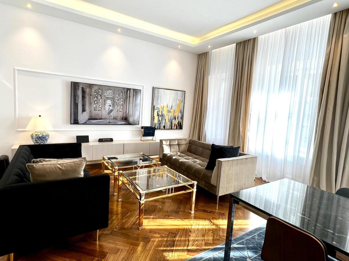 Luxury Apartments Mondrian Market Square III Warszawa Eksteriør billede